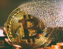 Bitcoin em queda: entenda a desvalorização das criptomoedas