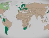 Quais países colocaram um preço no carbono?